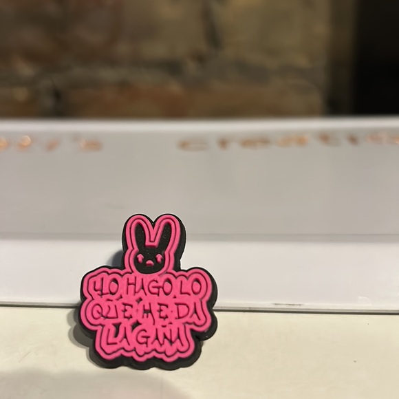 Bad bunny straw topper - Picture 3 of 4